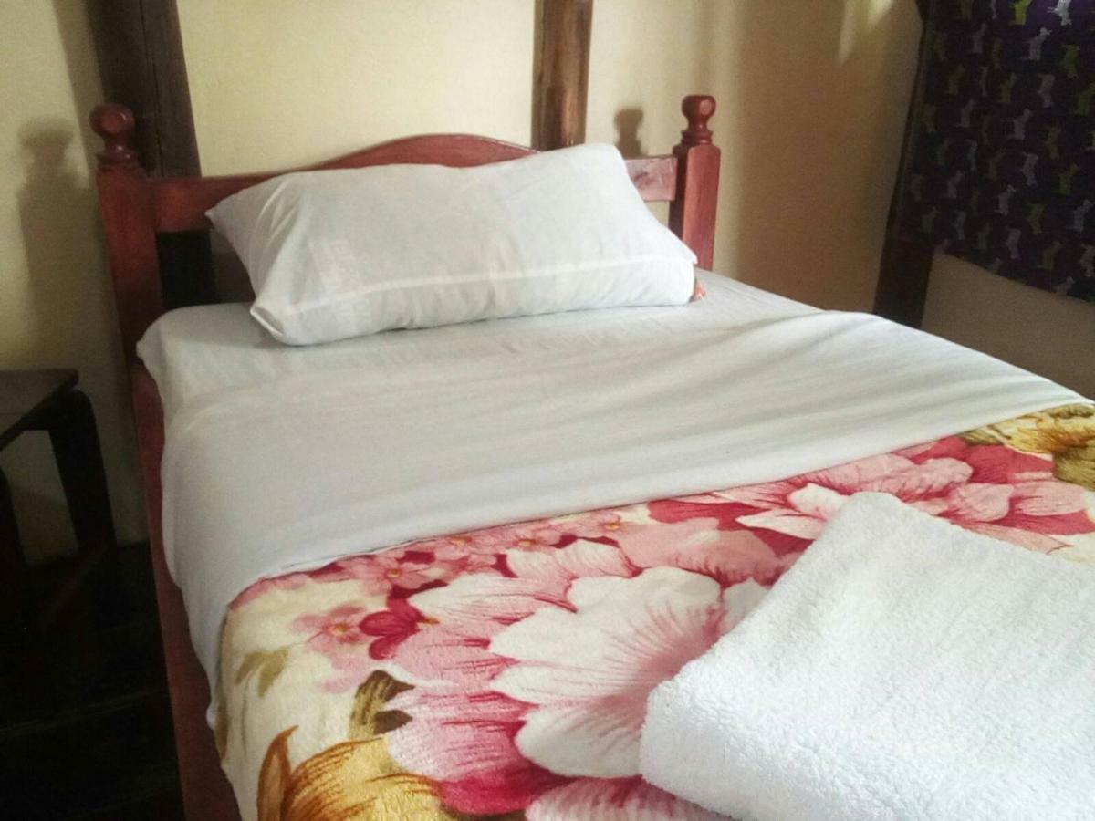 Ruhija Community Rest Camp Bed & Breakfast Kabale Exterior photo